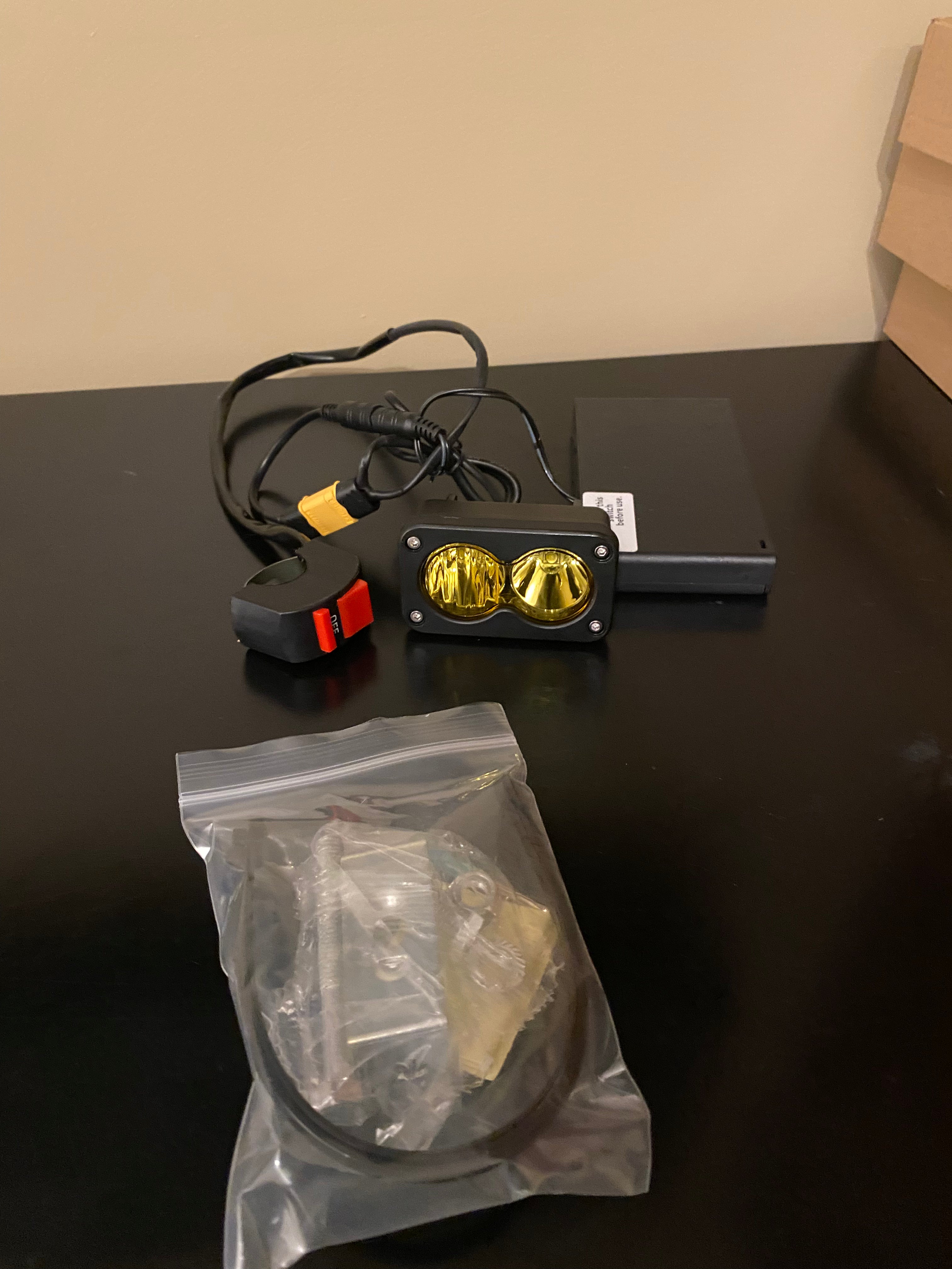 Battery powered Baja light